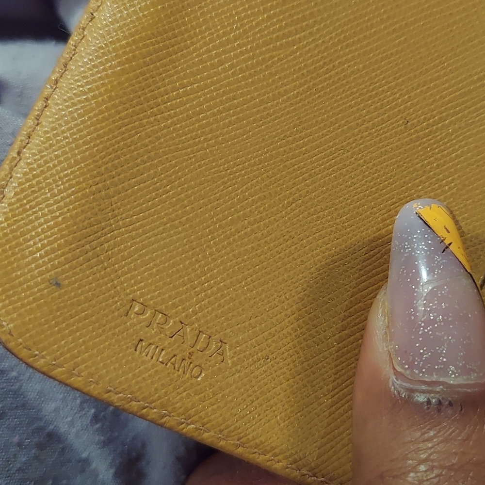 Prada milano vintage logo plate zip bifold wallet style code 107 - Picture 8 of 8